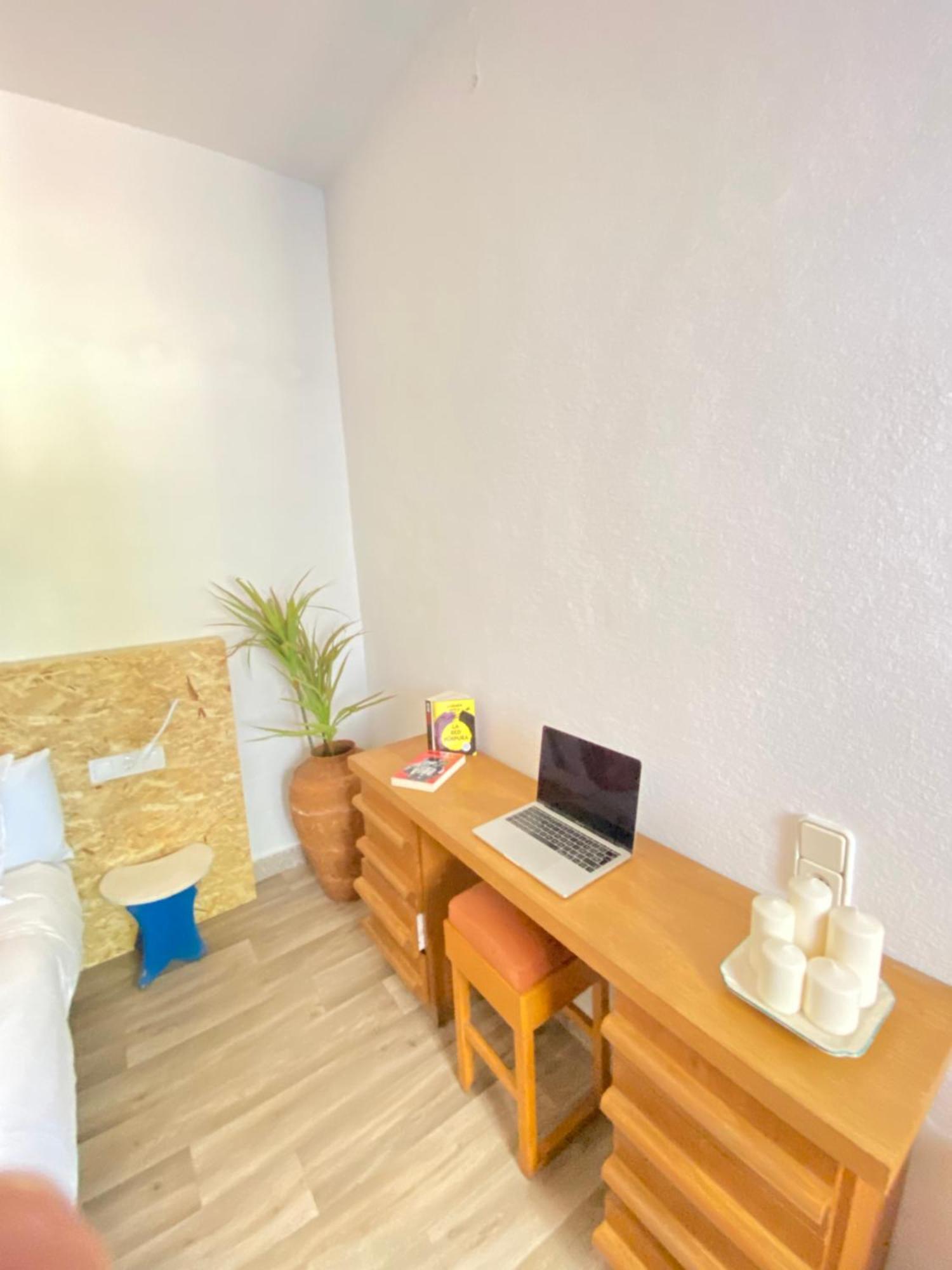 Bed and Breakfast Pink Lemon House Elx Zewnętrze zdjęcie