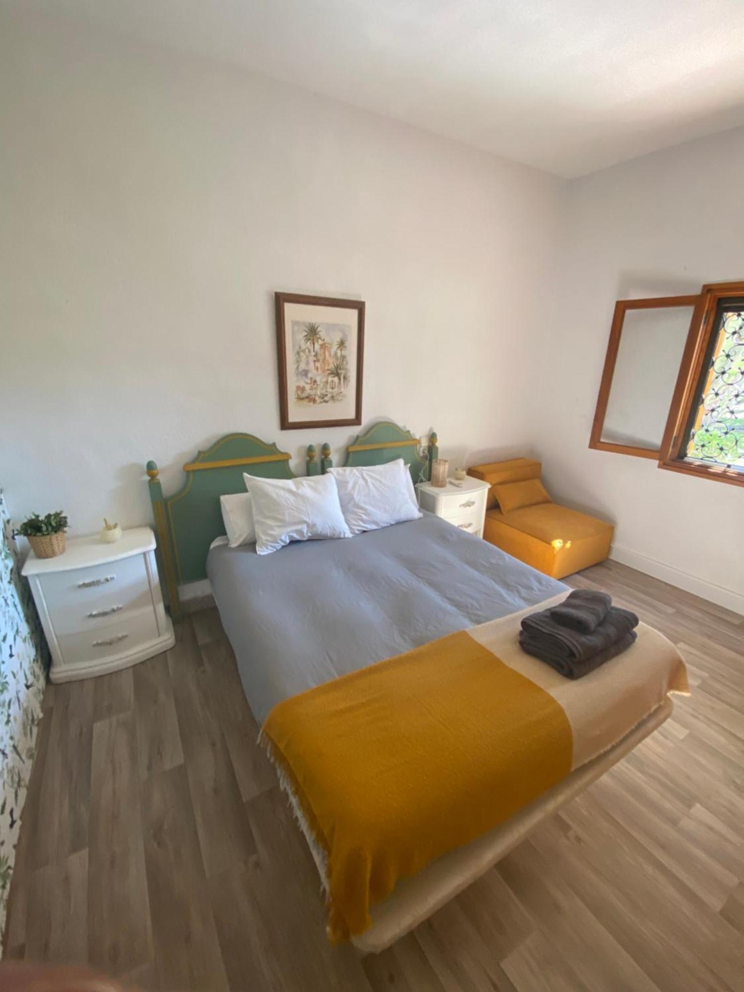 Bed and Breakfast Pink Lemon House Elx Zewnętrze zdjęcie